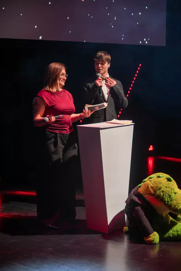 Les présentateurs de l'édition 2025, Nathan et Lilou